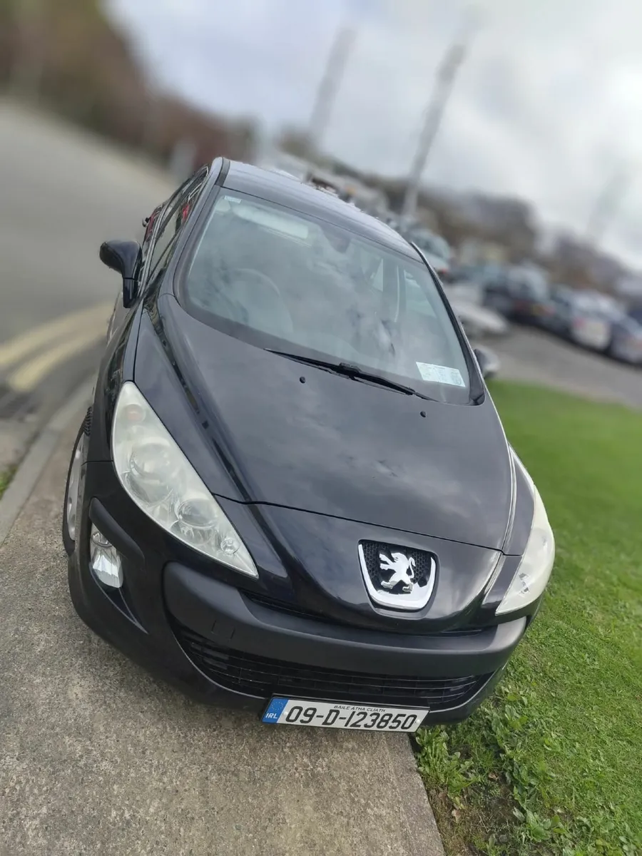 Peugeot 308 2009 - Image 1