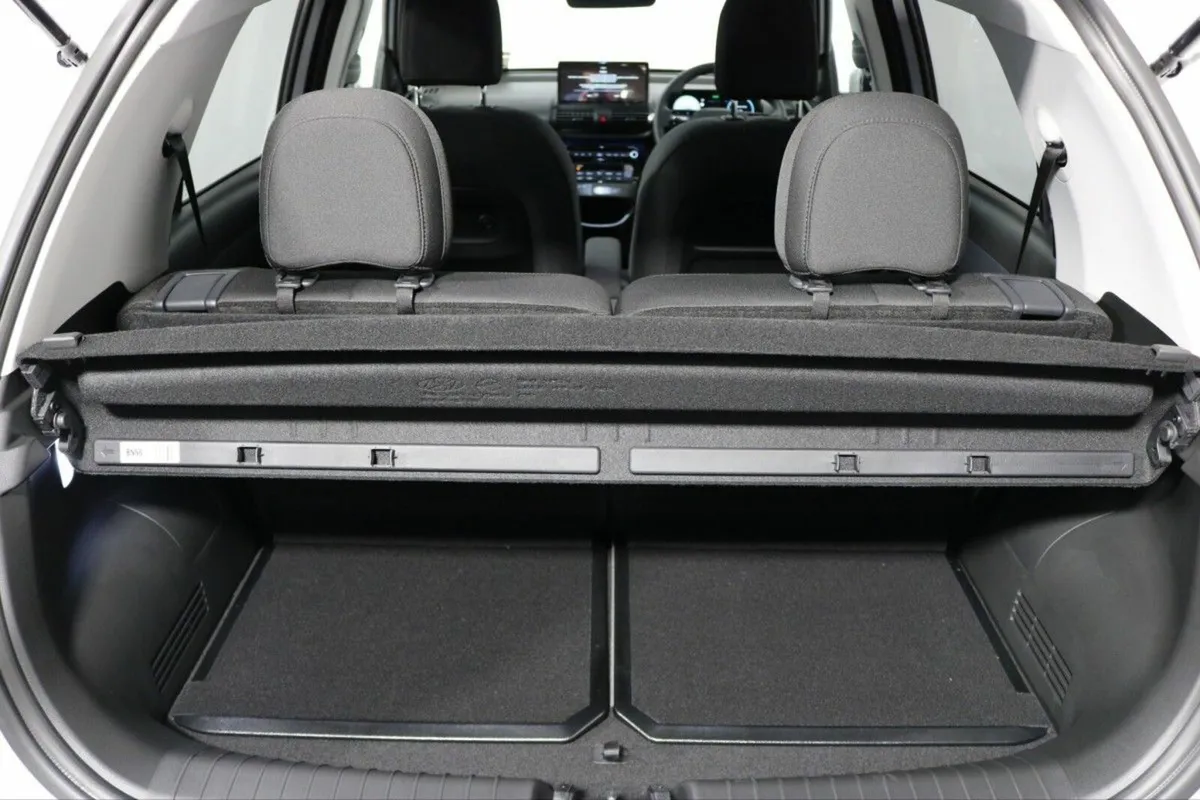 Hyundai INSTER ALL NEW HYUNDAI INSTER - Signature - Image 3