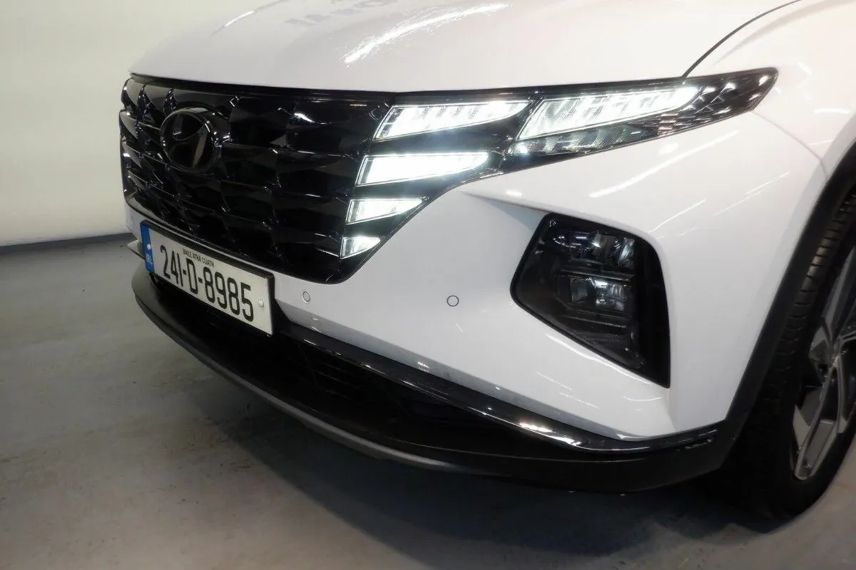 Hyundai Tucson HYBRID EXECUTIVE PLUS 1.6L PETROL A - Image 3