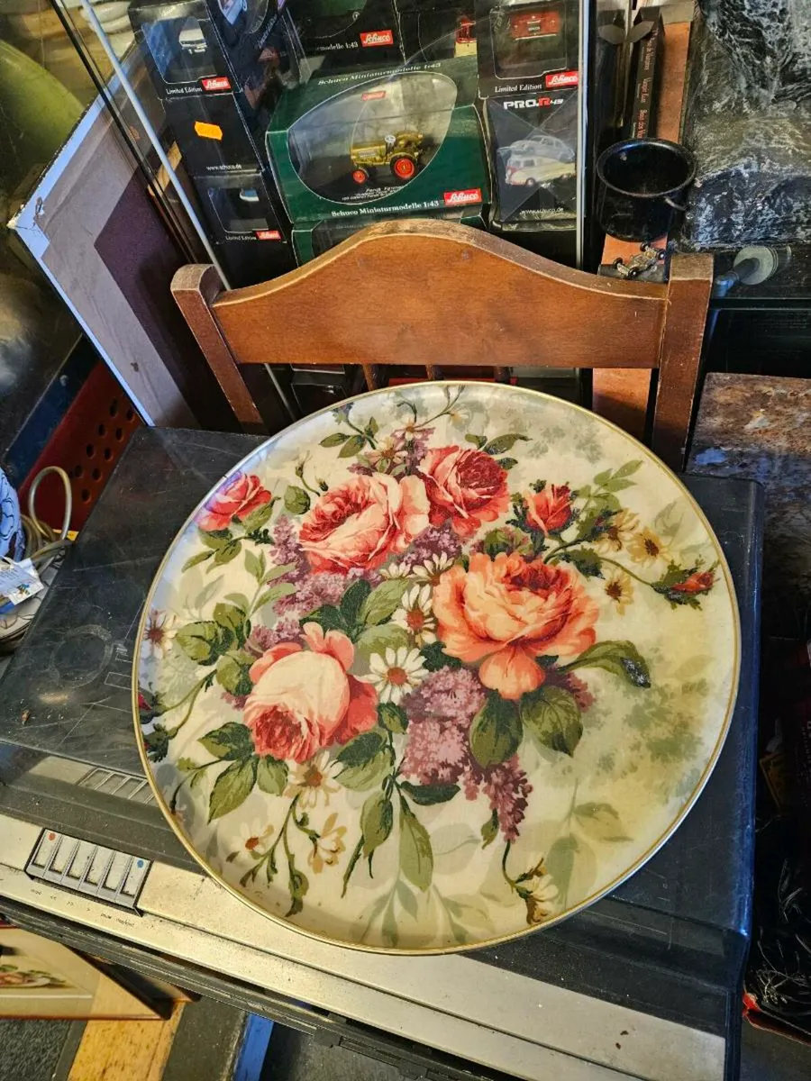 Vintage Retro Tray - Image 1