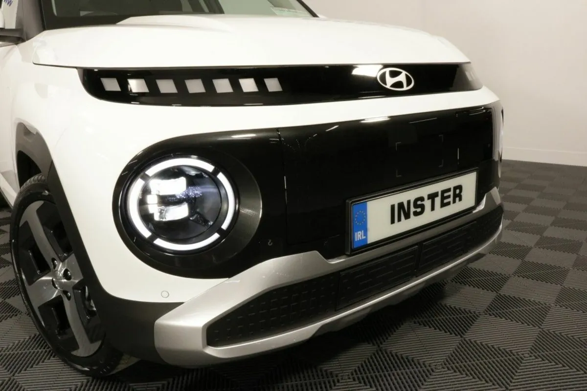 Hyundai INSTER ELEGANCE 49 kWh ORDER YOURS TODAY A - Image 4