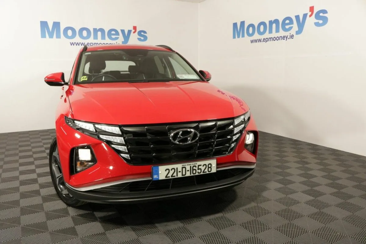 Hyundai Tucson PLUG IN HYBRID EXECUTIVE 4WD 1.6L P - Image 2