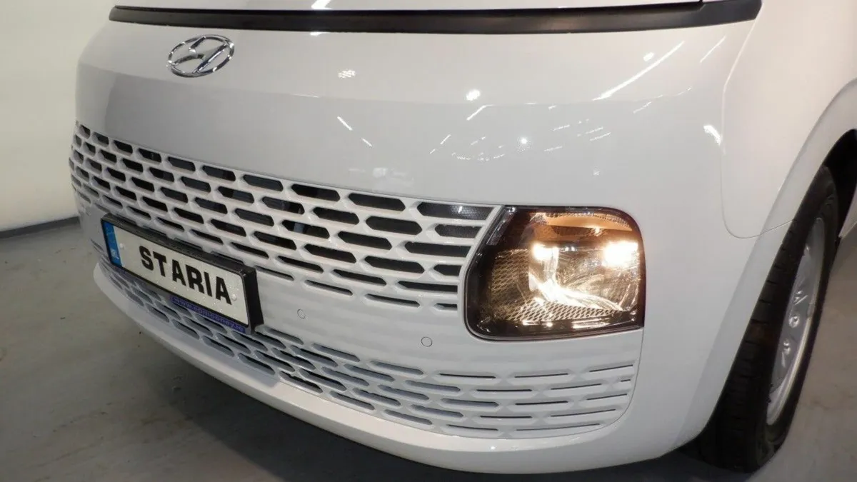 Hyundai Staria COMMERCIAL VAN ORDER YOUR 2025 HERE - Image 4