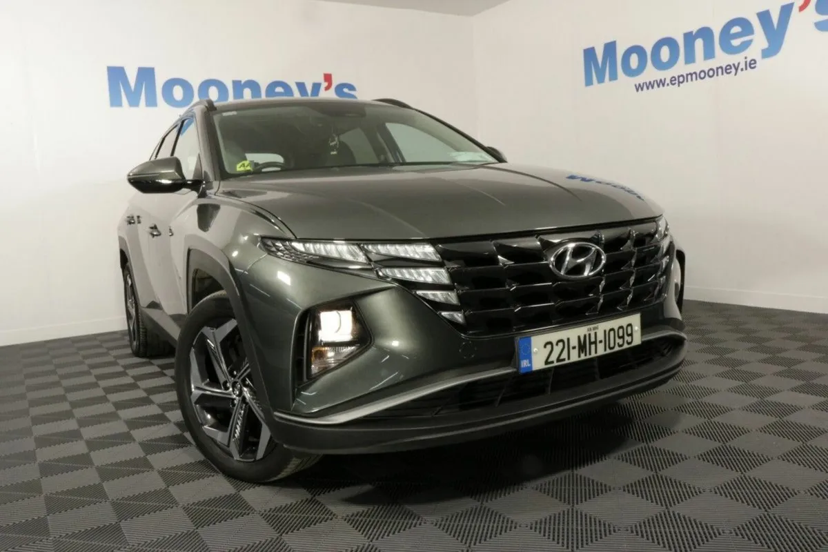 Hyundai Tucson PLUG IN HYBRID 4WD EXECUTIVE PLUS 1 - Image 2