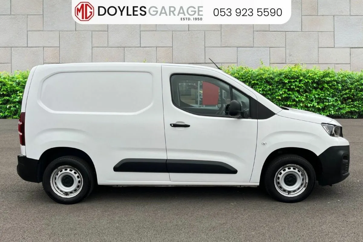 Peugeot Partner Active *VAT DOCKET* - Image 2