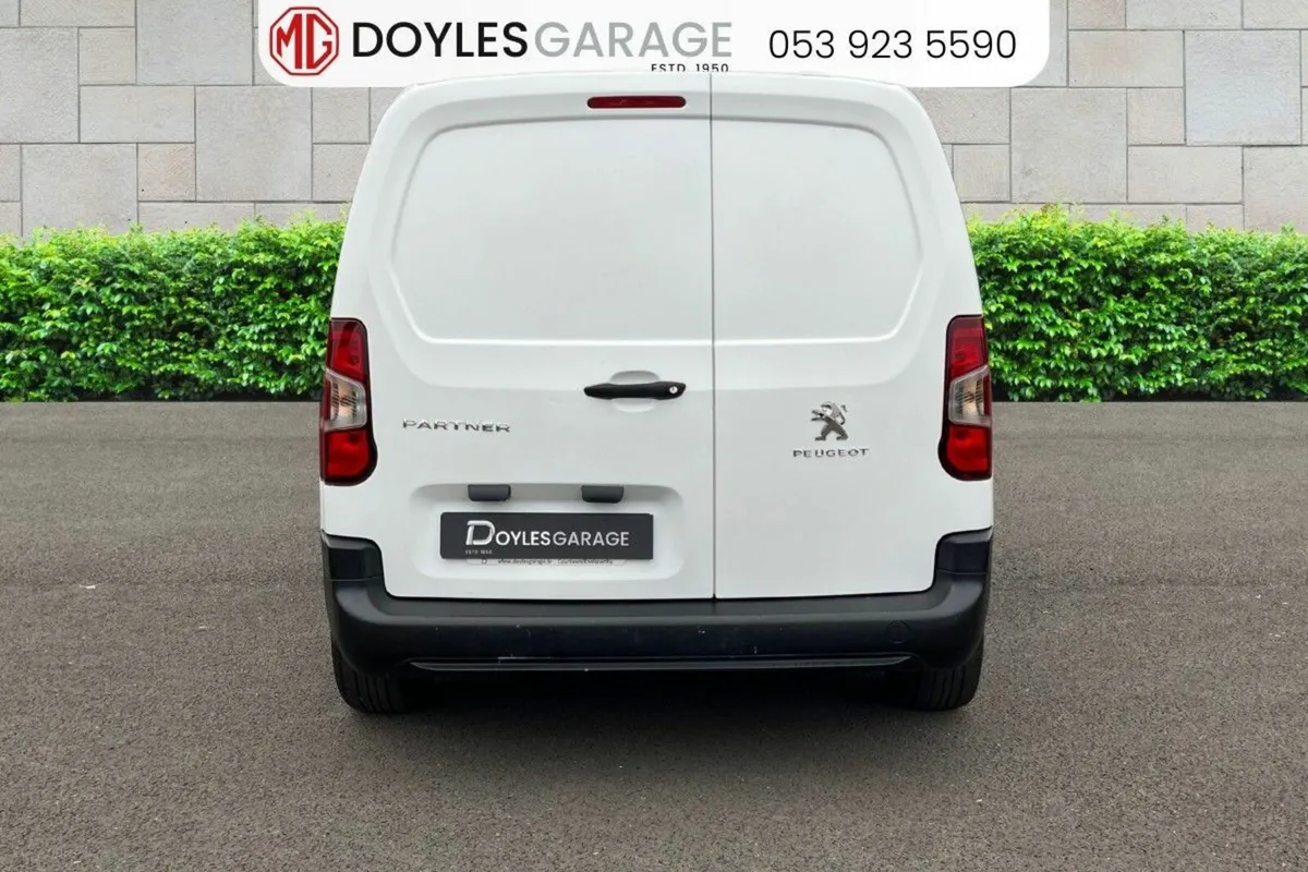 Peugeot Partner Active *VAT DOCKET* - Image 4