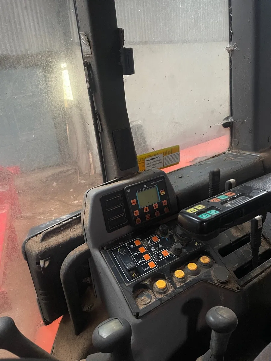 Same 100.6 - Image 4