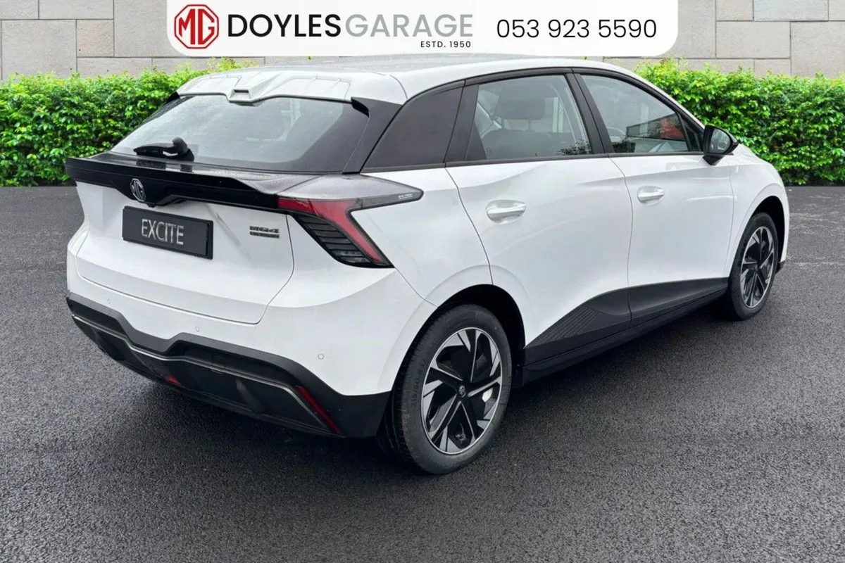 MG MG4 SR Excite *Order your 261 Now* - Image 3