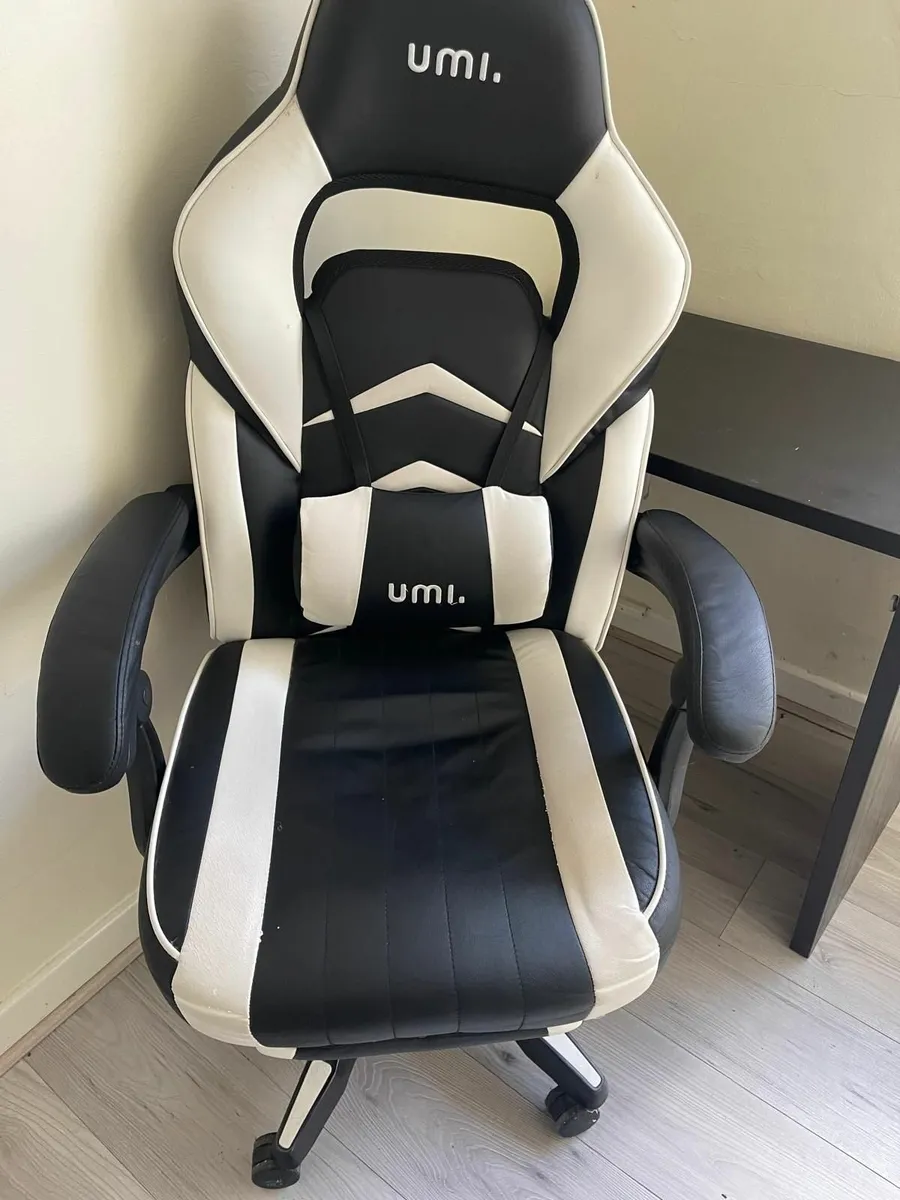 Furniture and appliances - Image 4