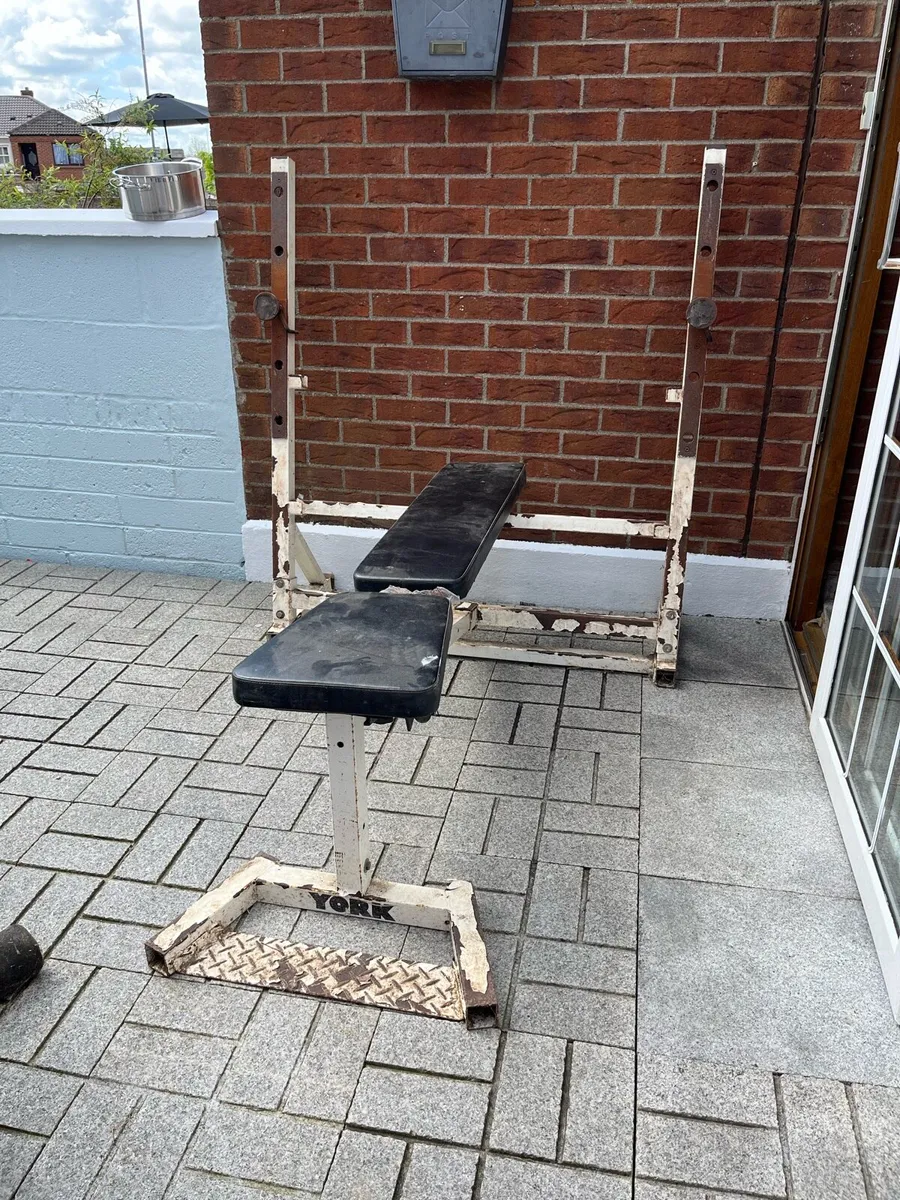 York Olympic weight bench - Image 1