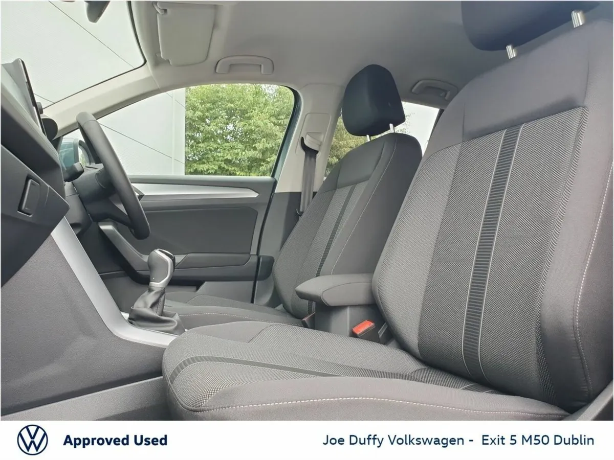 Volkswagen T-Roc EDITION 75 2.0TDI M6F 116HP - Image 3
