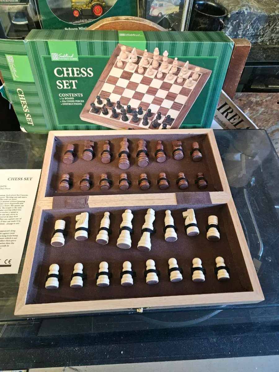 Chess Set - Image 2