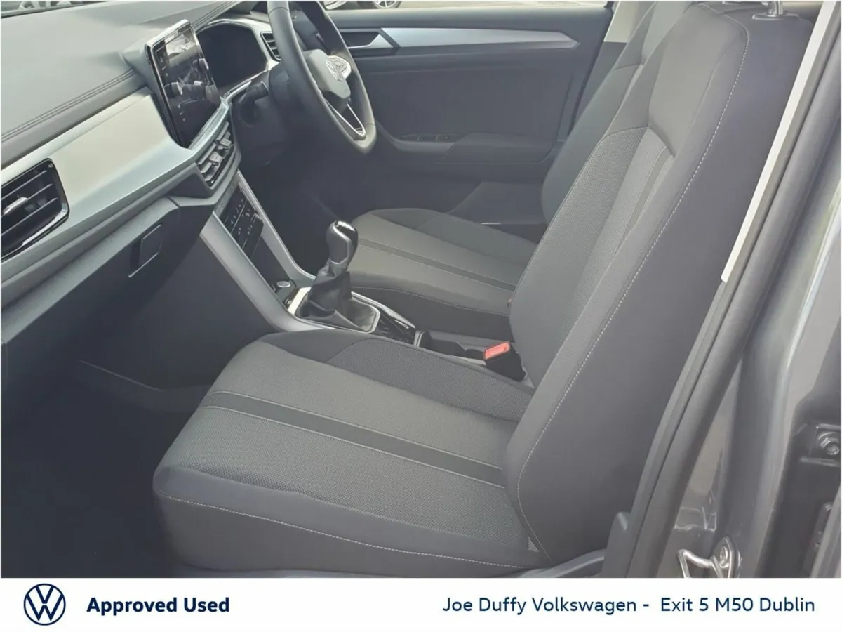 Volkswagen T-Roc EDITION 75 2.0TDI M6F 116HP - Image 4