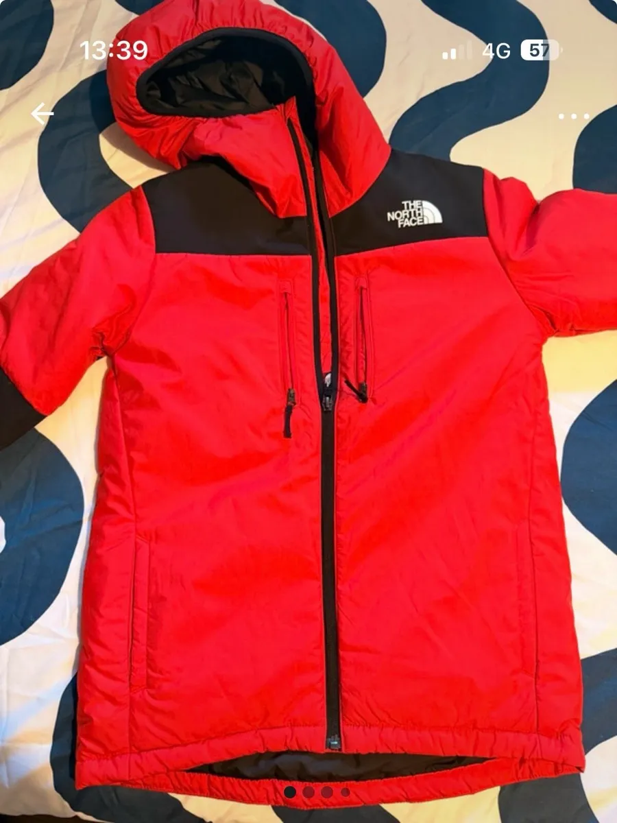 Boys north face jacket - Image 1