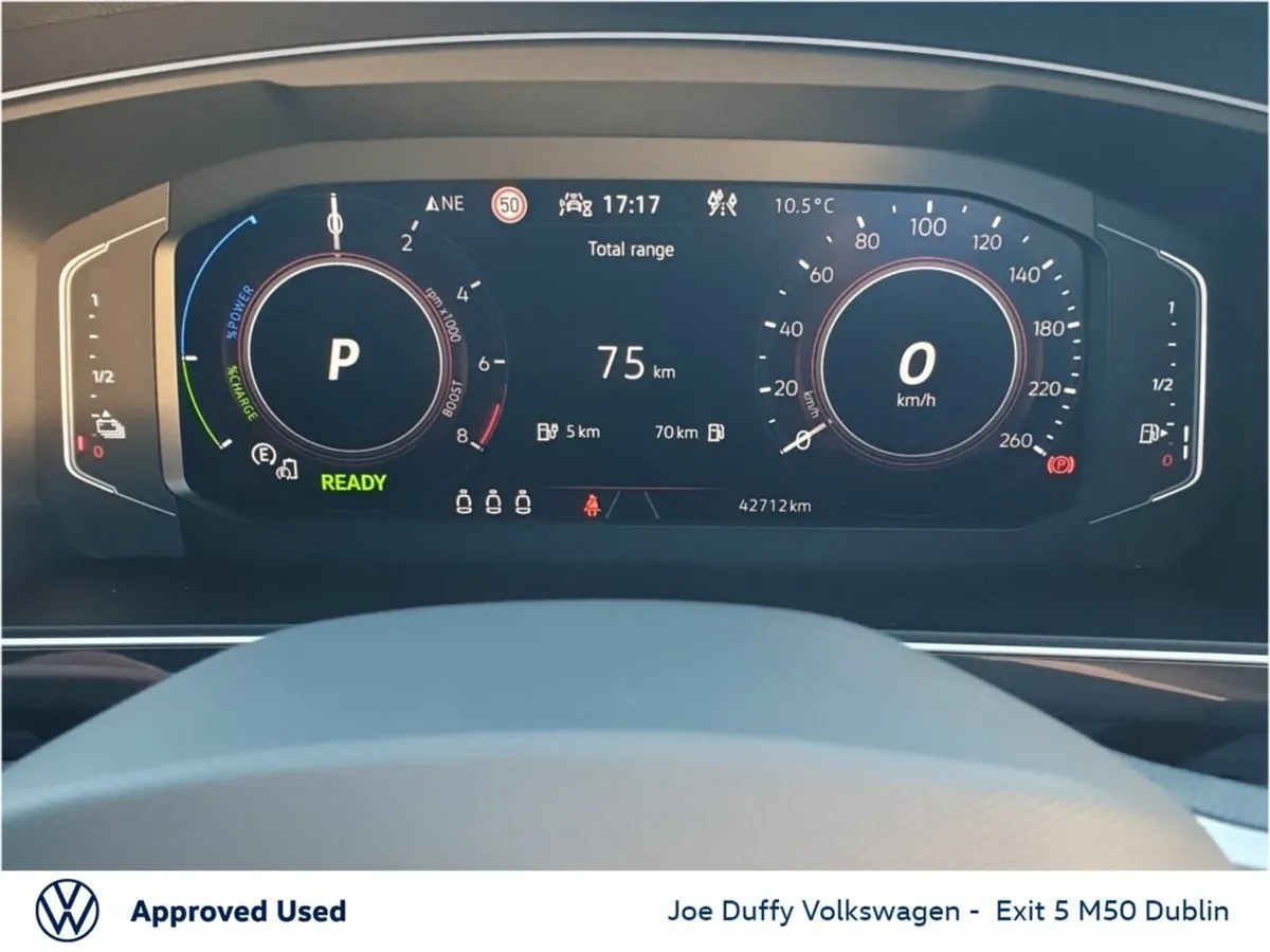 Volkswagen Tiguan R-Line 1.4TSI PHEV 245 HP - Image 3