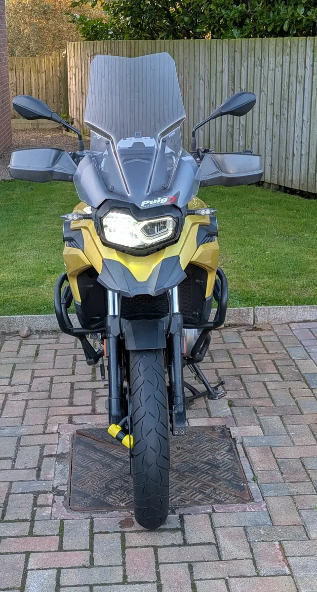 BMW F750GS Sport - Image 2