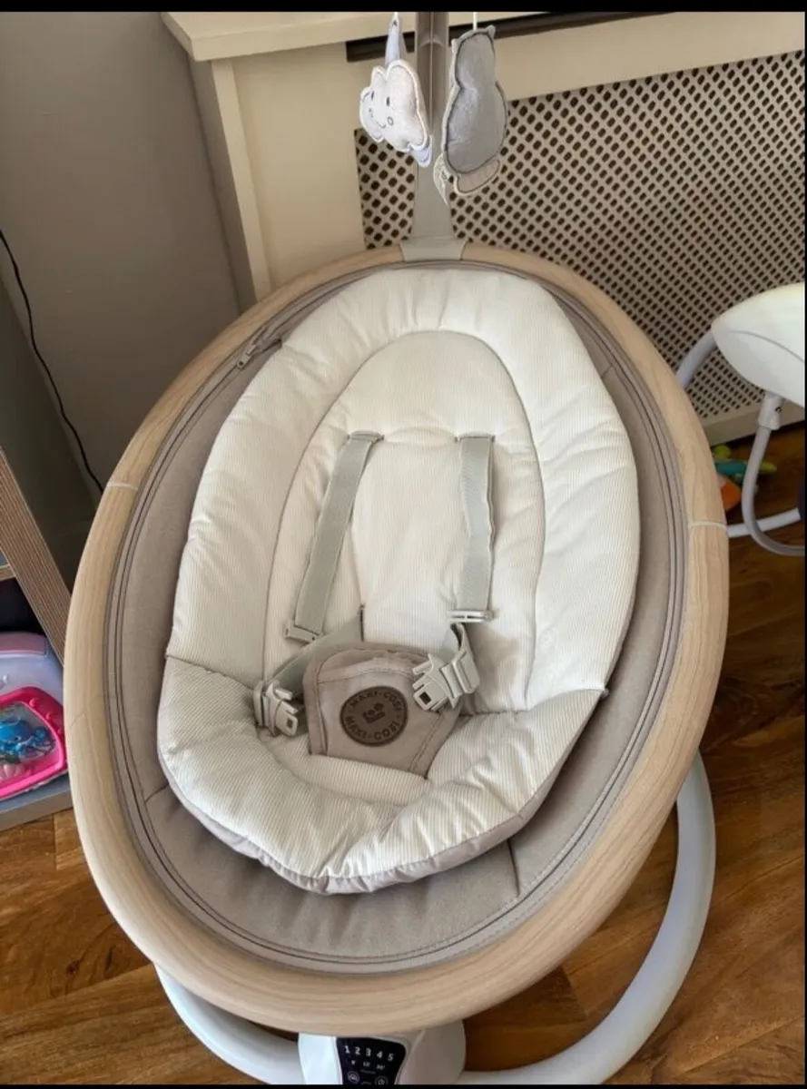 Max-Cosi Cassia Swing – Classic Beige - Image 1