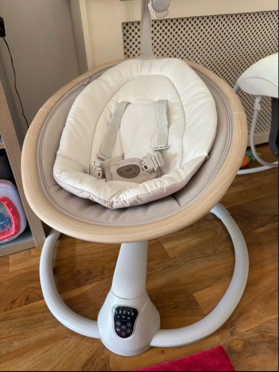 Max-Cosi Cassia Swing – Classic Beige - Image 2