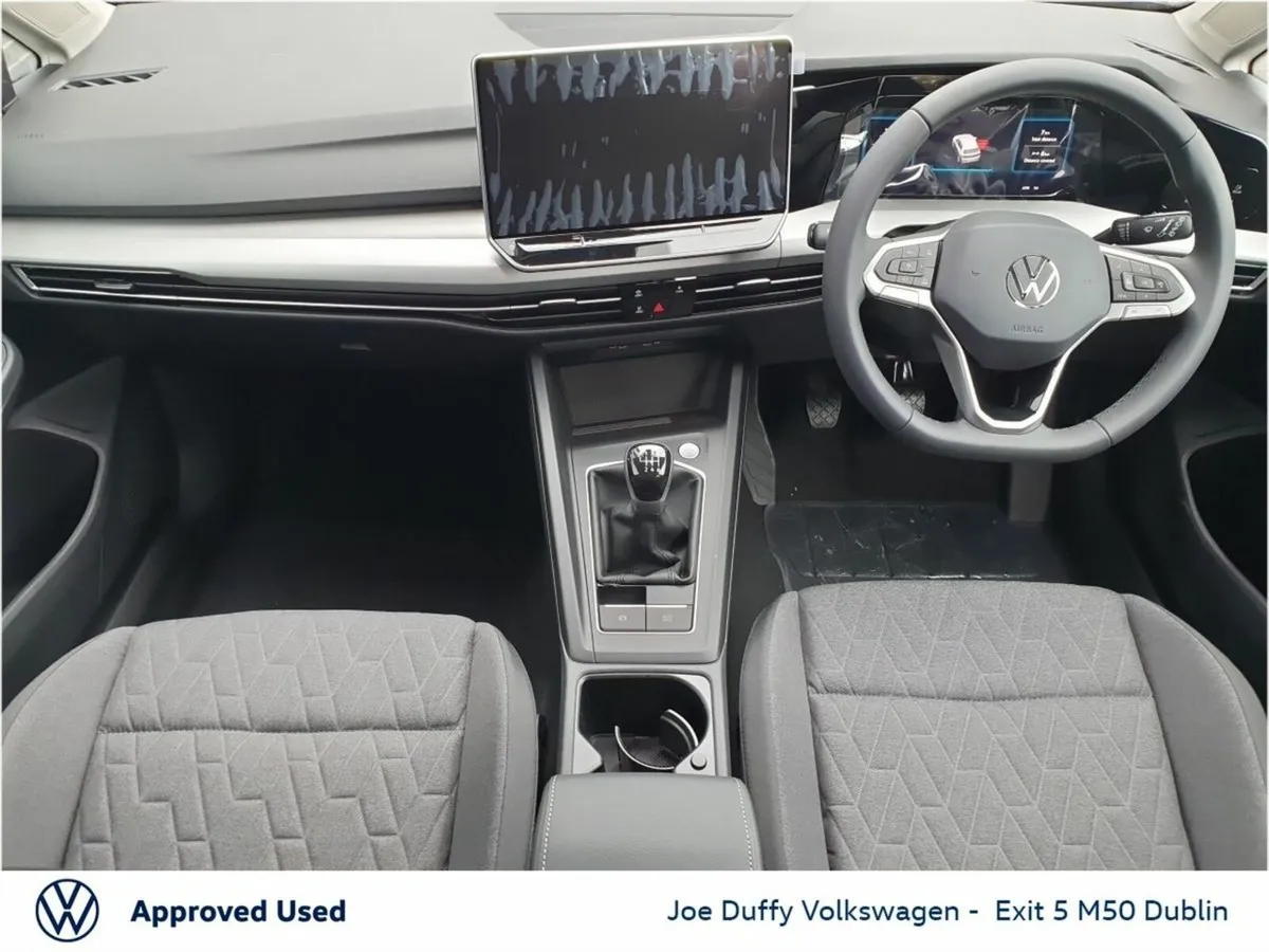 Volkswagen Golf  EDITION 75 2.0 TDI 116HP - Image 3