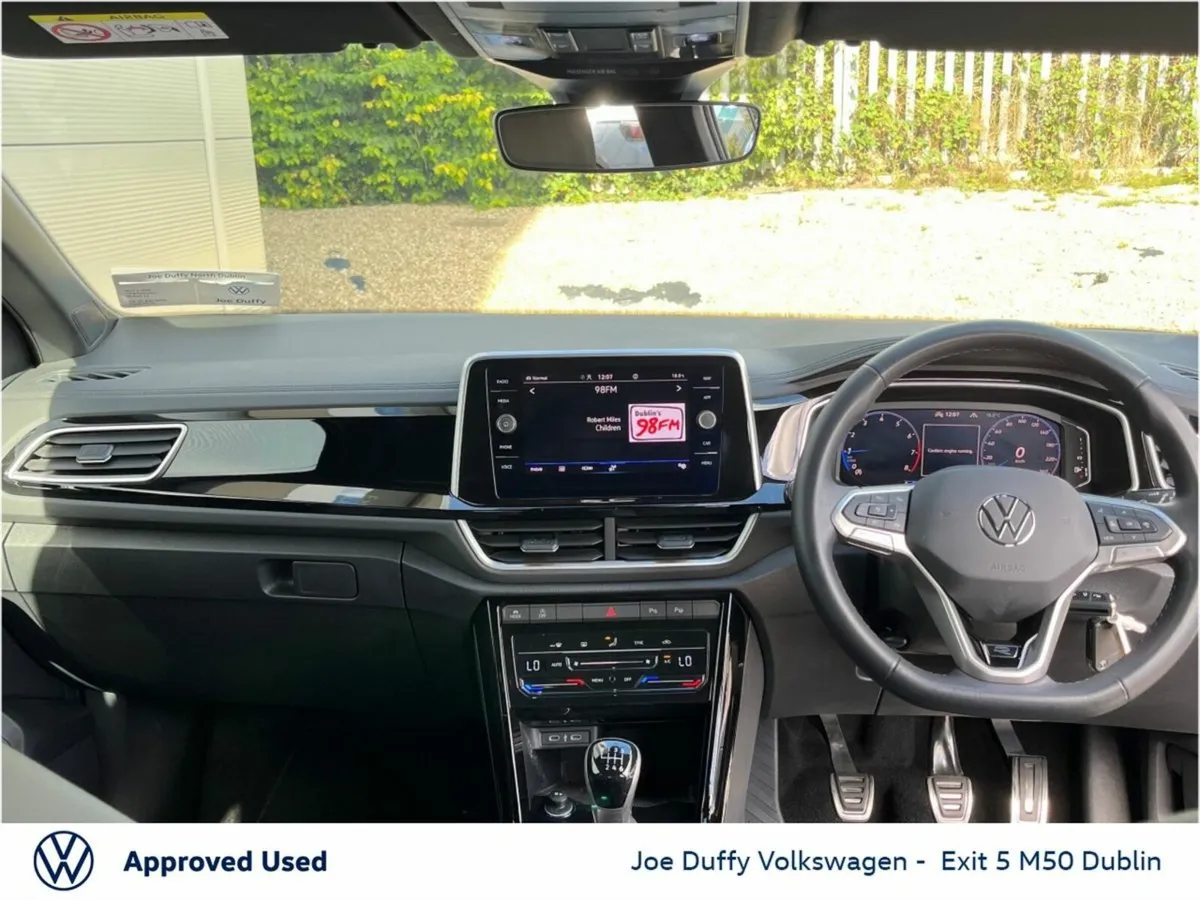 Volkswagen T-Roc 1.0 TSI 110HP R-Line - Image 2