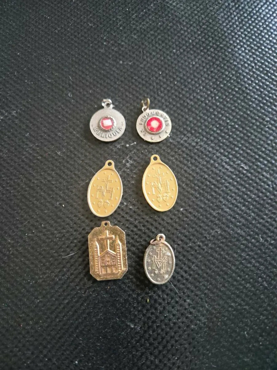 Holy medals - Image 2