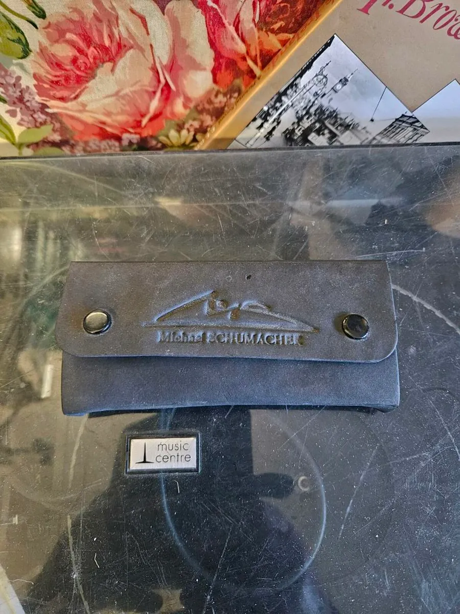 Ferrari Formula 1 Pen and Key Ring Set - Image 1