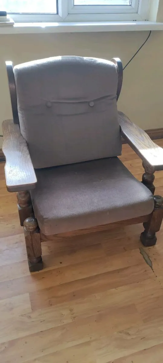 Sitting room suite of furniture - Image 2