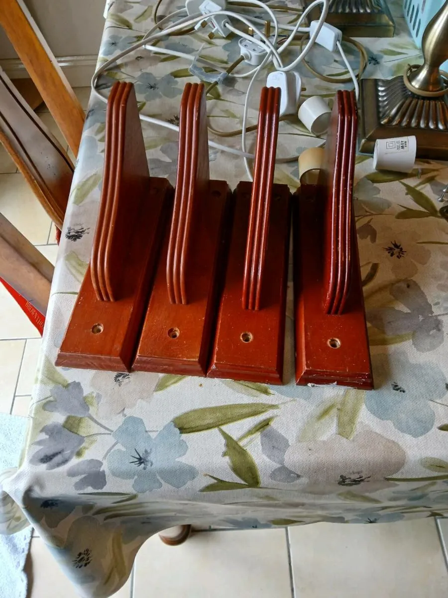 Various items - Image 2