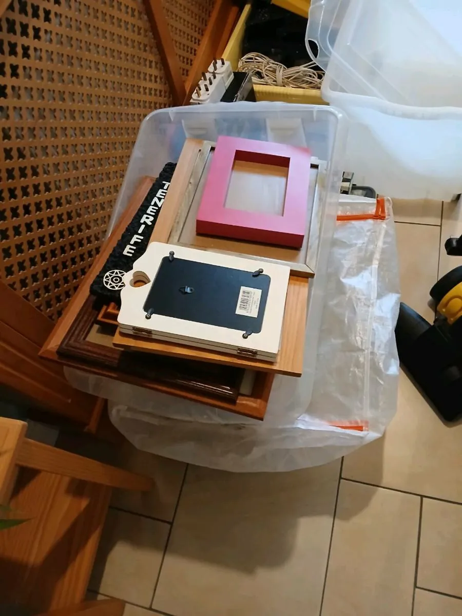 Various items - Image 4