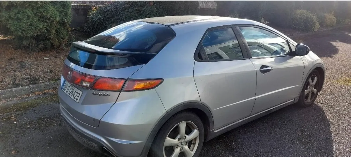 Honda Civic 2009 - Image 3