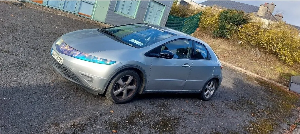 Honda Civic 2009 - Image 4