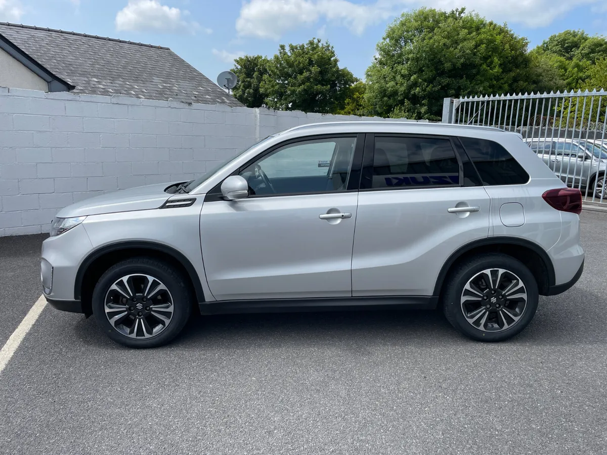 Suzuki Vitara 1.4 Hybrid SZ5 ALLGRIP MT - Image 4
