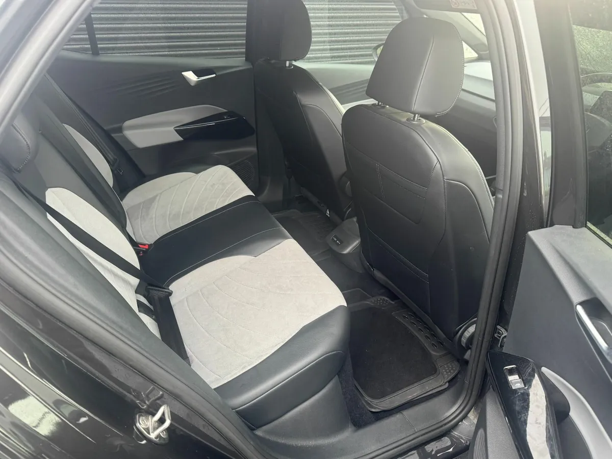 Volkswagen ID.3 PRO S   2022 - Image 3