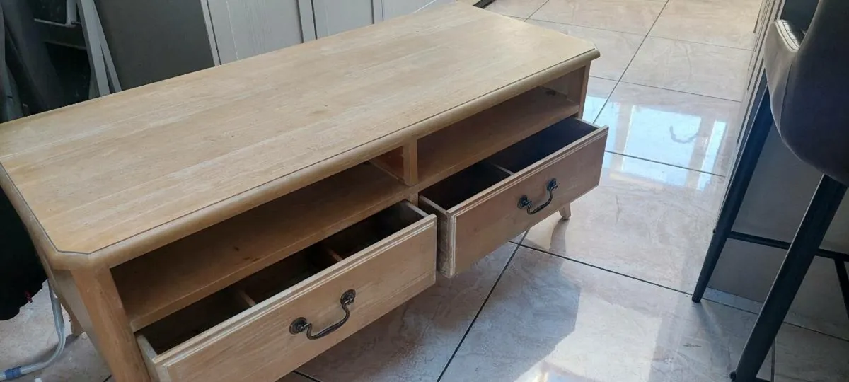 Tv unit - Image 1