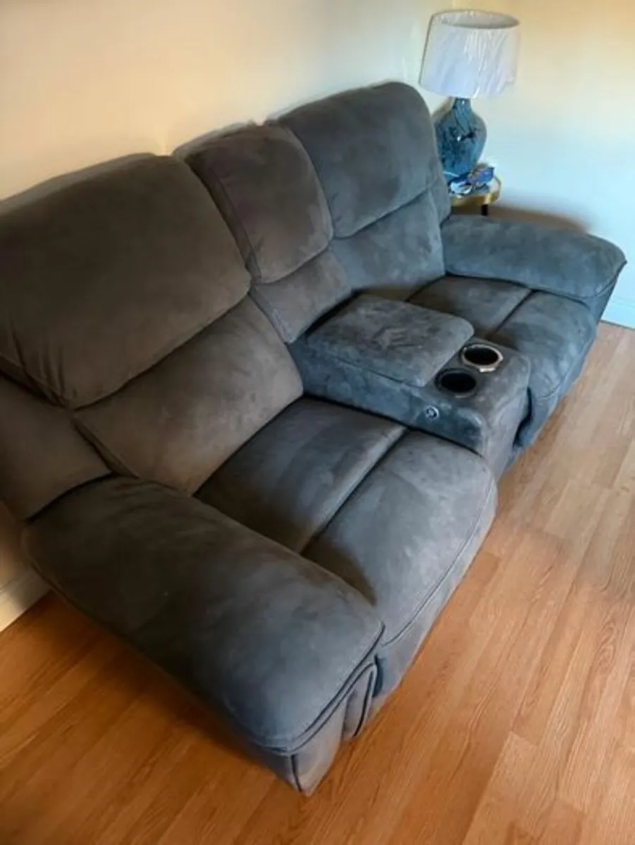 Sofa. 1 year old  3 and 2 - Image 2