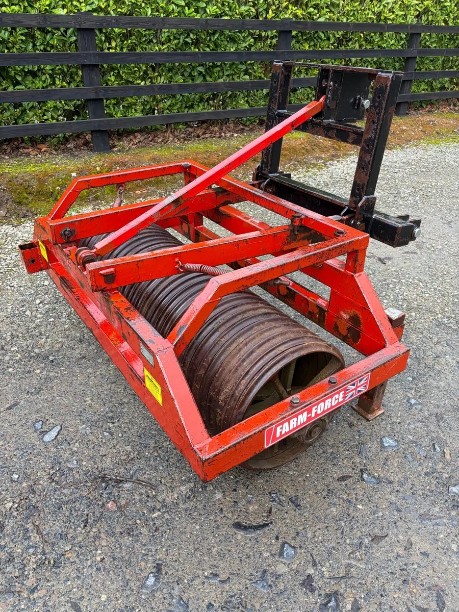 Farmforce 1.5m front press - Image 1