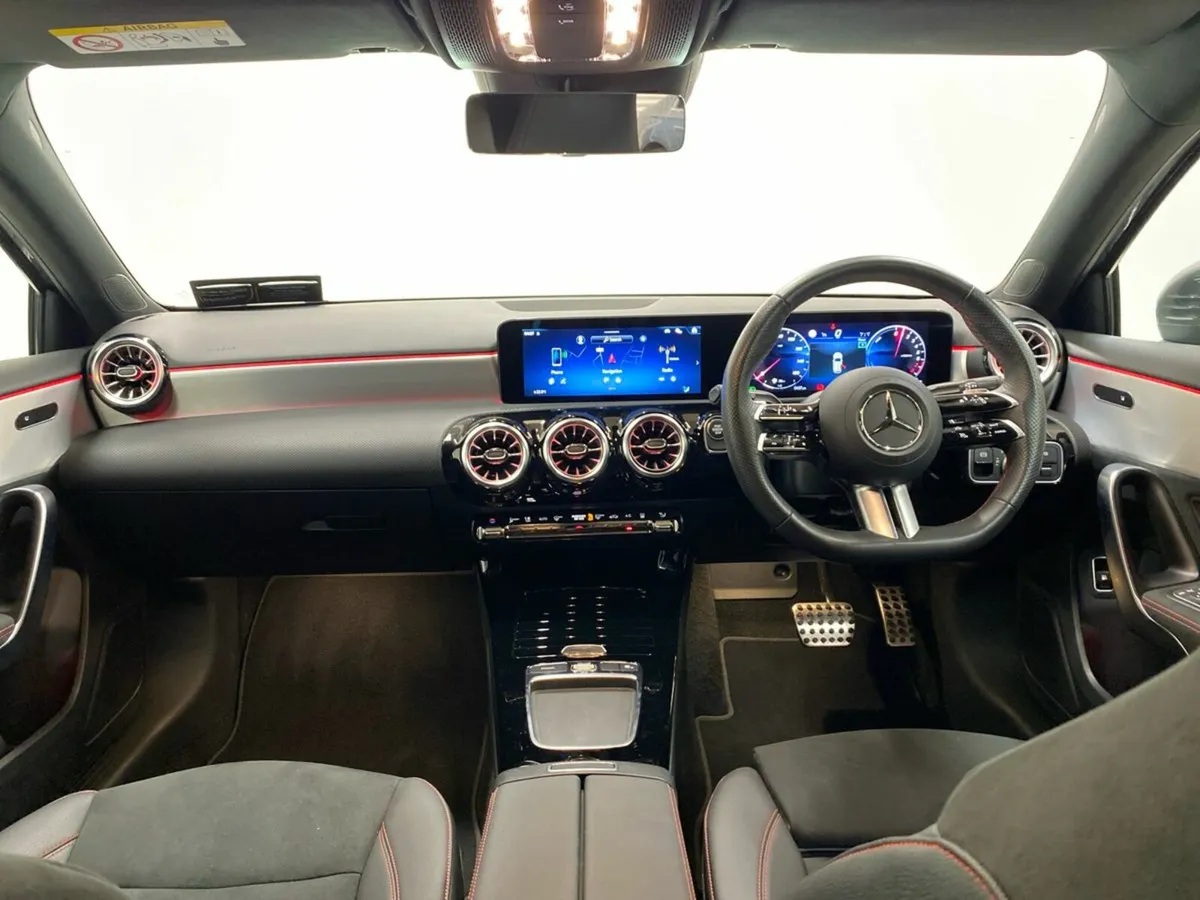 Mercedes-Benz A-Class A 250 AMG LINE EXECUTIVE E A - Image 4