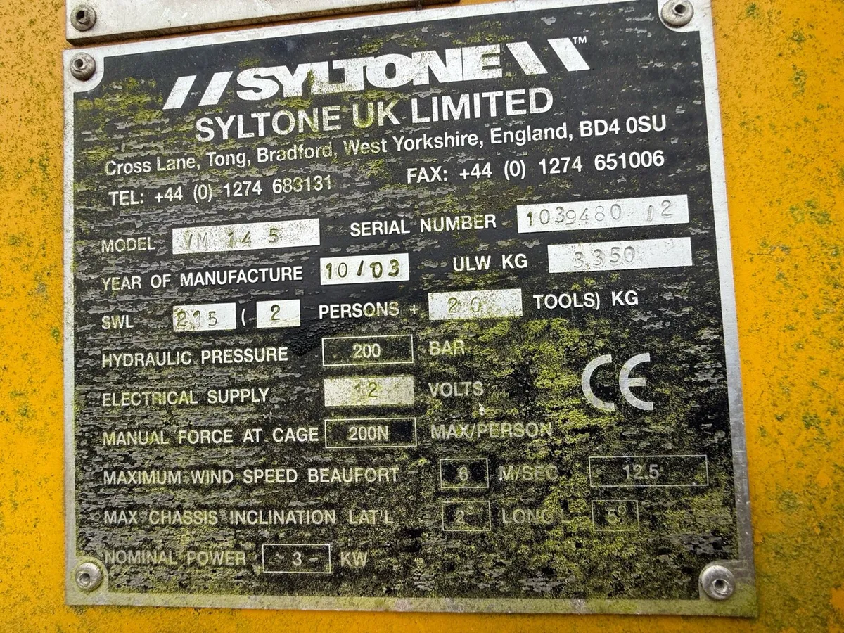 Land Rover Defender - Image 3