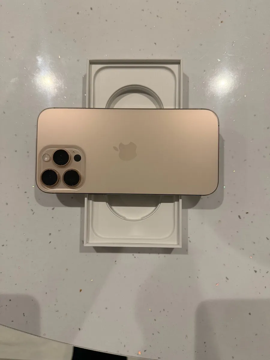 Iphone 16 pro max - Image 2