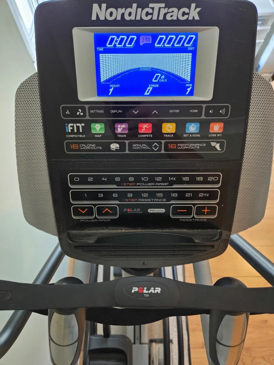 NordicTrack Elite 12.5 Elliptical Trainer - Image 2