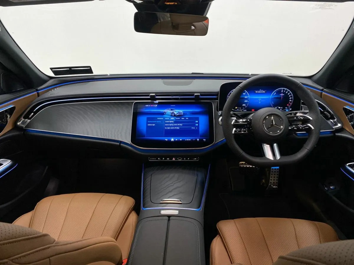 Mercedes-Benz E-Class E 300 e AMG EDITION PLUS | - Image 4