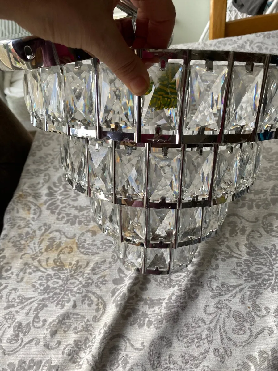 Light for hallway/sitting room - Image 2