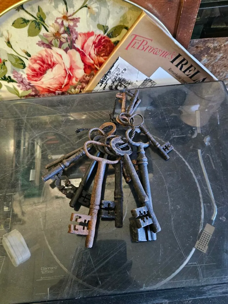 Vintage Antique Keys - Image 1