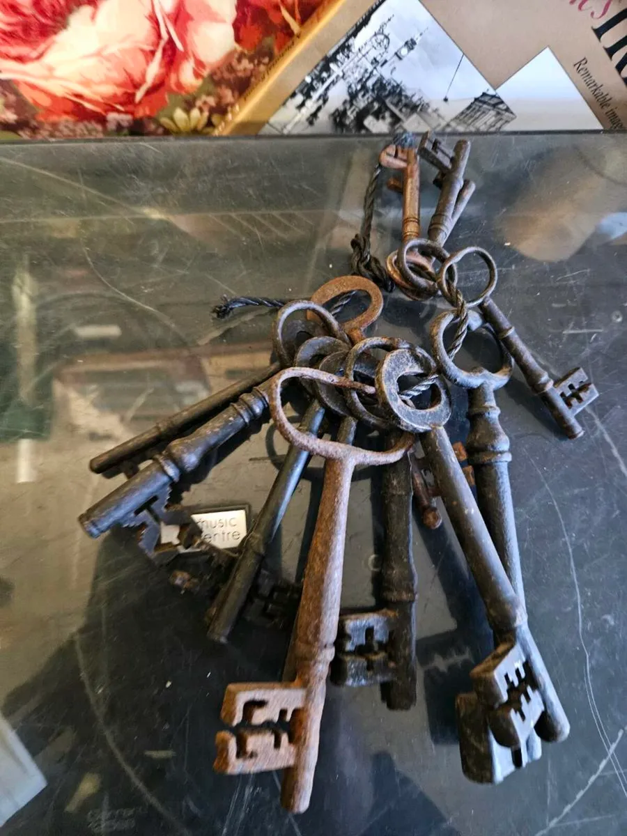 Vintage Antique Keys - Image 2