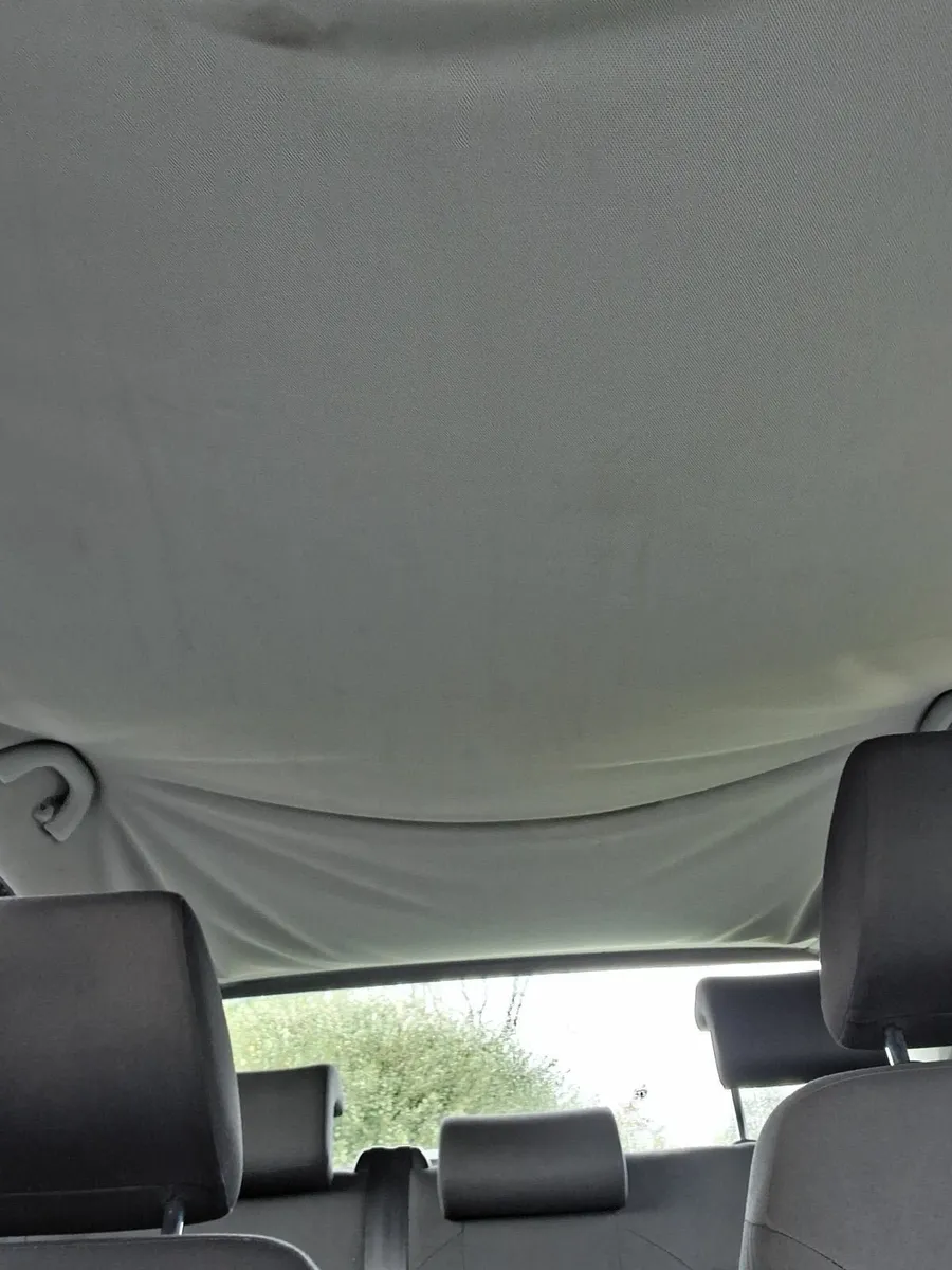 Volkswagen Polo 2010 - Image 2