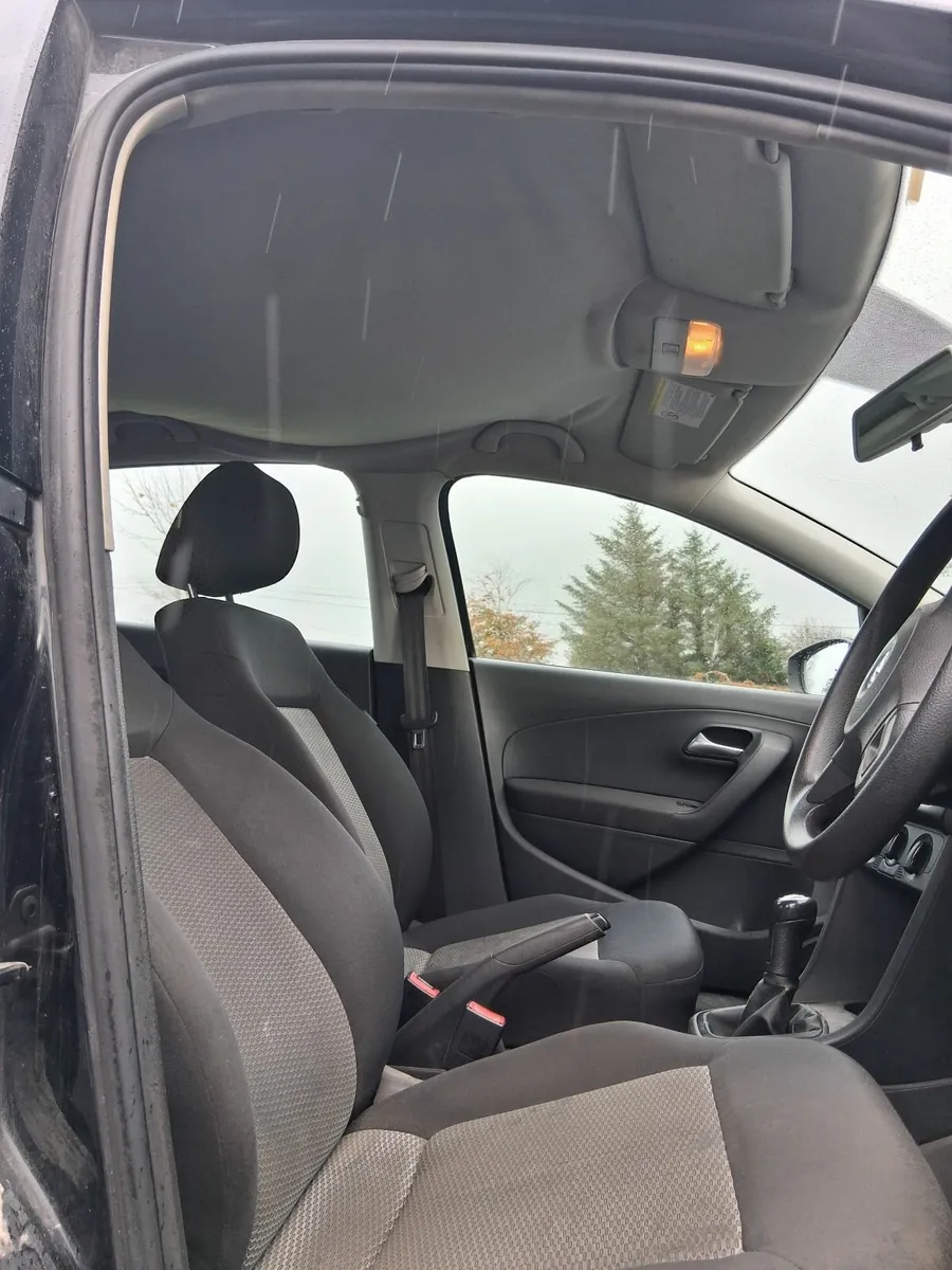 Volkswagen Polo 2010 - Image 3