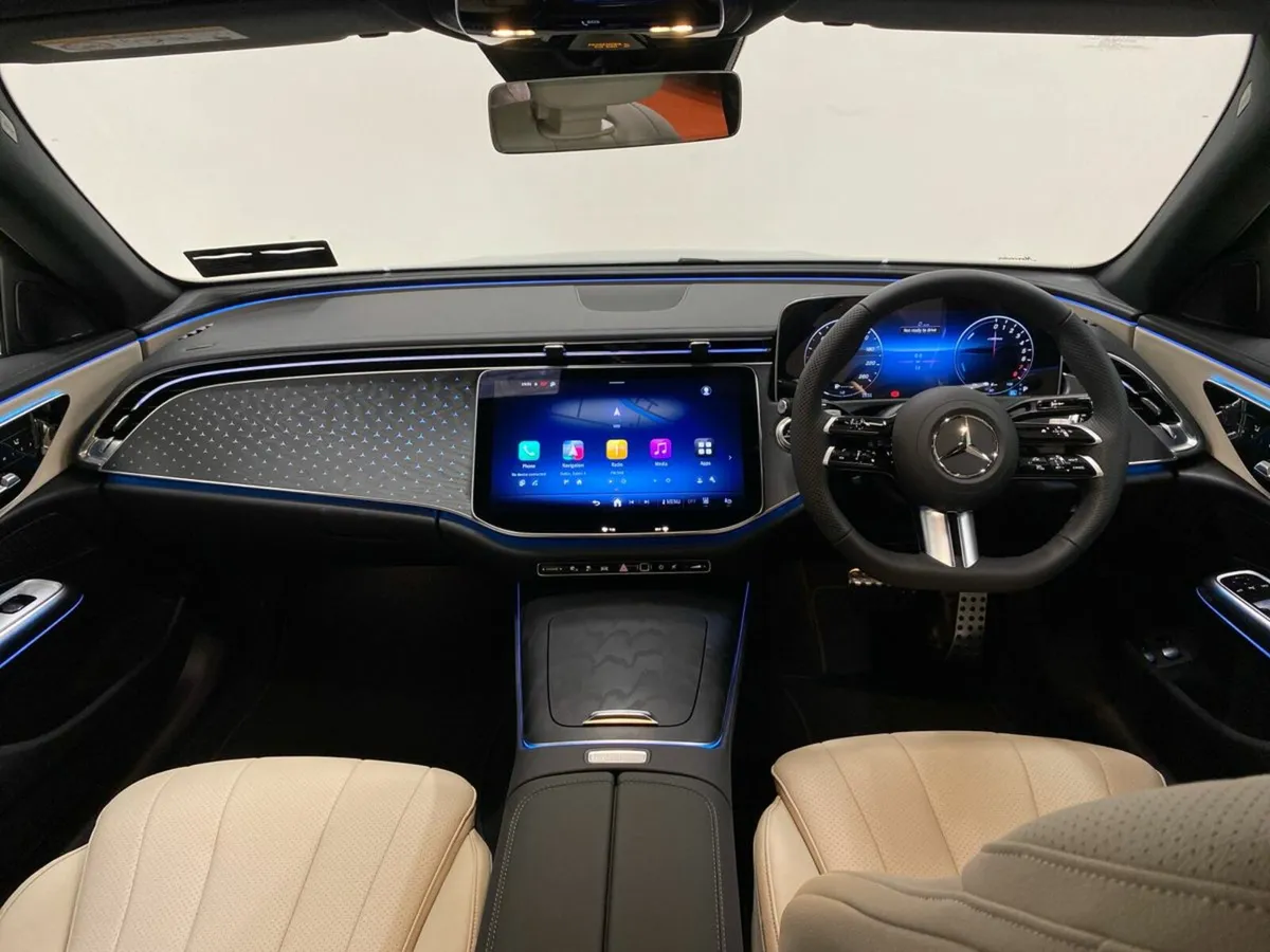 Mercedes-Benz E-Class  E 300 e AMG Plus | Night Pa - Image 4