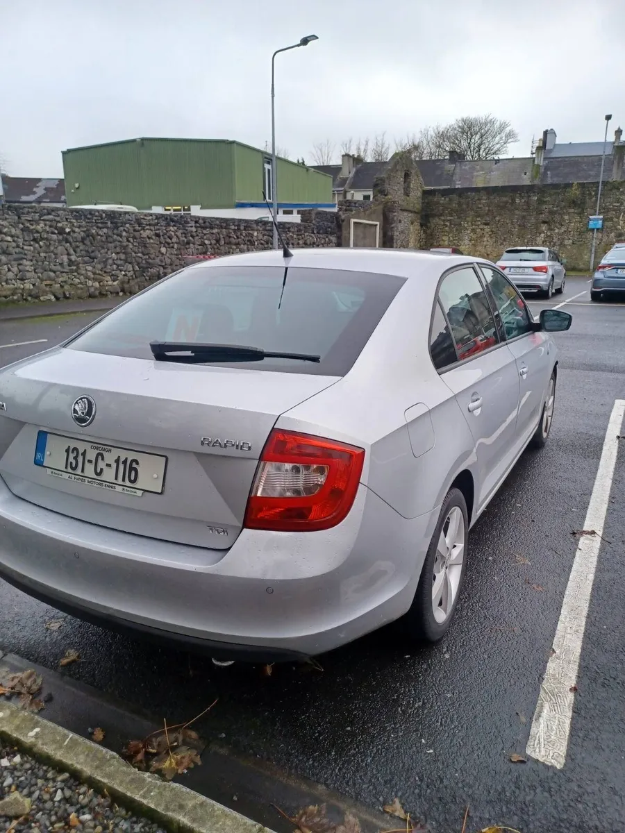 Skoda Rapid - Image 4