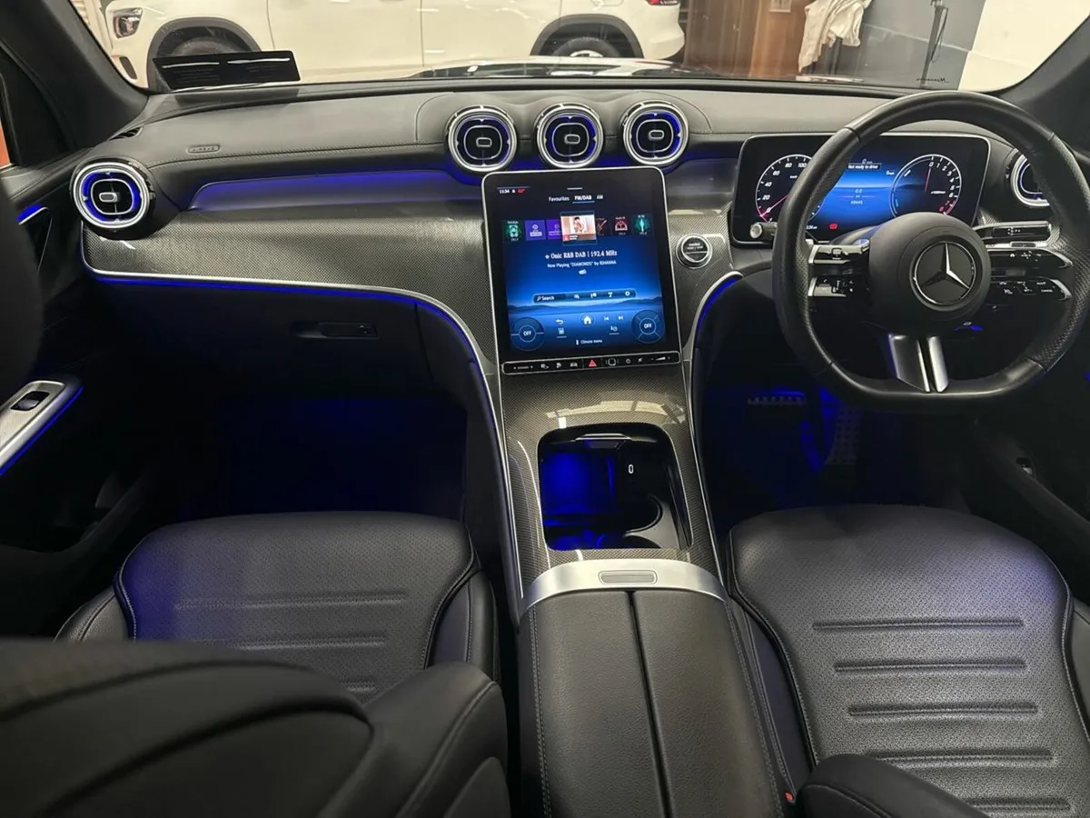 Mercedes-Benz GLC GLC 300 e PHEV  AMG Line 4Matic, - Image 4