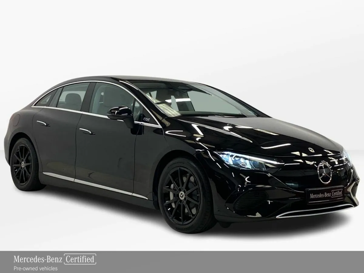 Mercedes-Benz EQE EQE 300  | Heated Seats, Reversi - Image 4